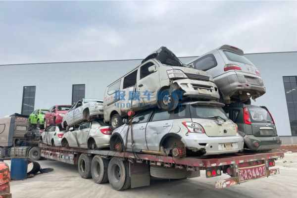 乌鲁木齐市收报废车的电话，收报废车电话号码乌鲁木齐市